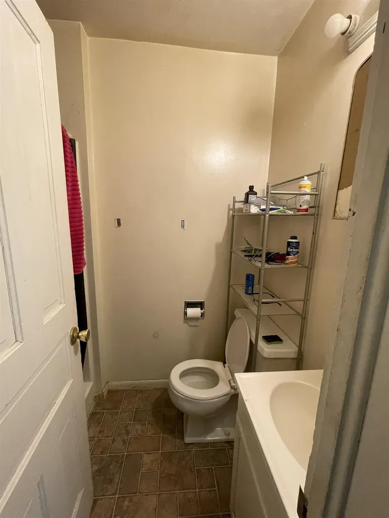 218 S Cottage Cadillac City MI 49601
