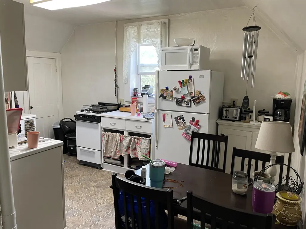 314 E Pine Cadillac City MI 49601
