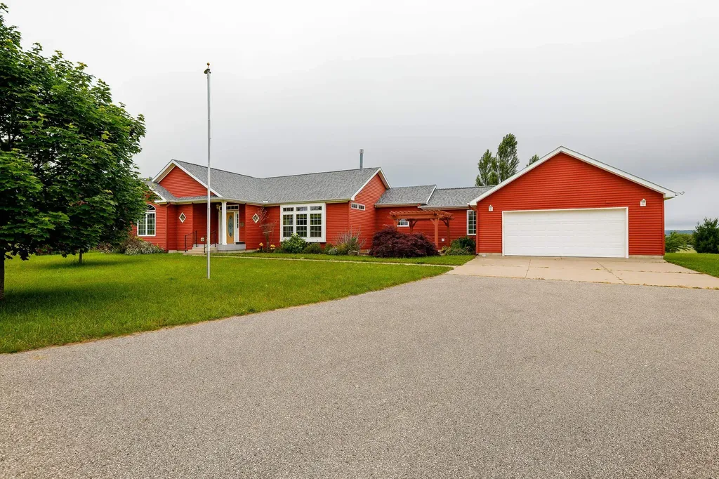 5680 Gorivan Road Blaine Township MI 49635