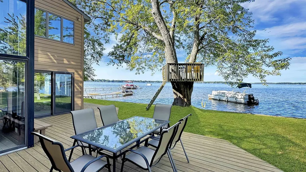 311 E Lake Mitchell Drive Cherry Grove Township MI 49601