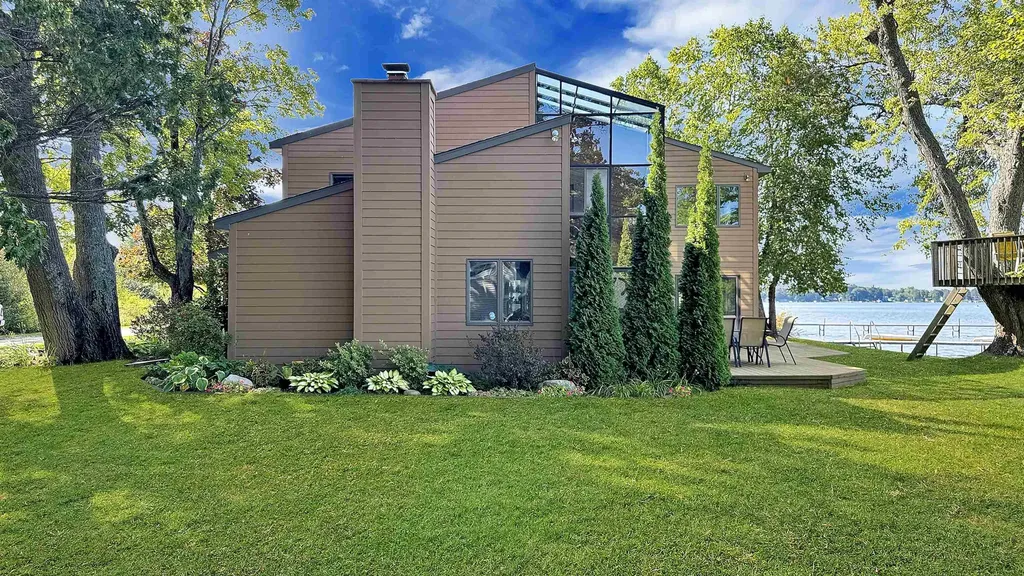 311 E Lake Mitchell Drive Cherry Grove Township MI 49601