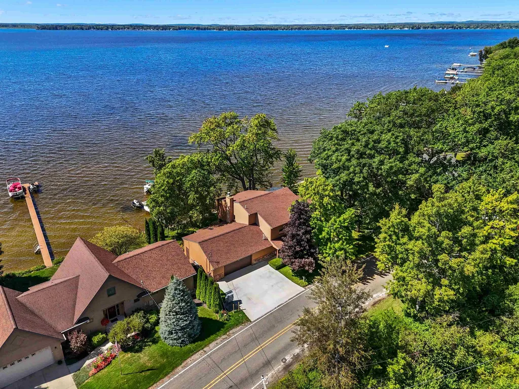 311 E Lake Mitchell Drive Cherry Grove Township MI 49601