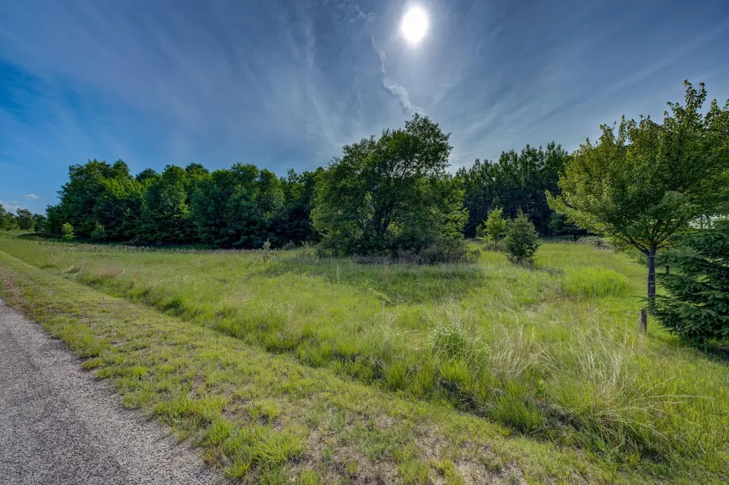 Lot 9 W Harbour Ridge Cleveland Township MI 49664