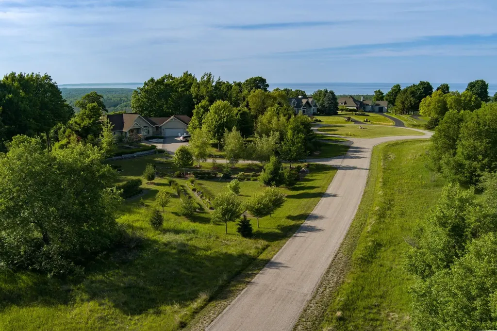Lot 27 W Harbour Ridge Cleveland Township MI 49664