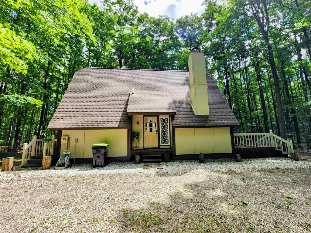 5834 Forestgrove Drive Star Township MI 49730