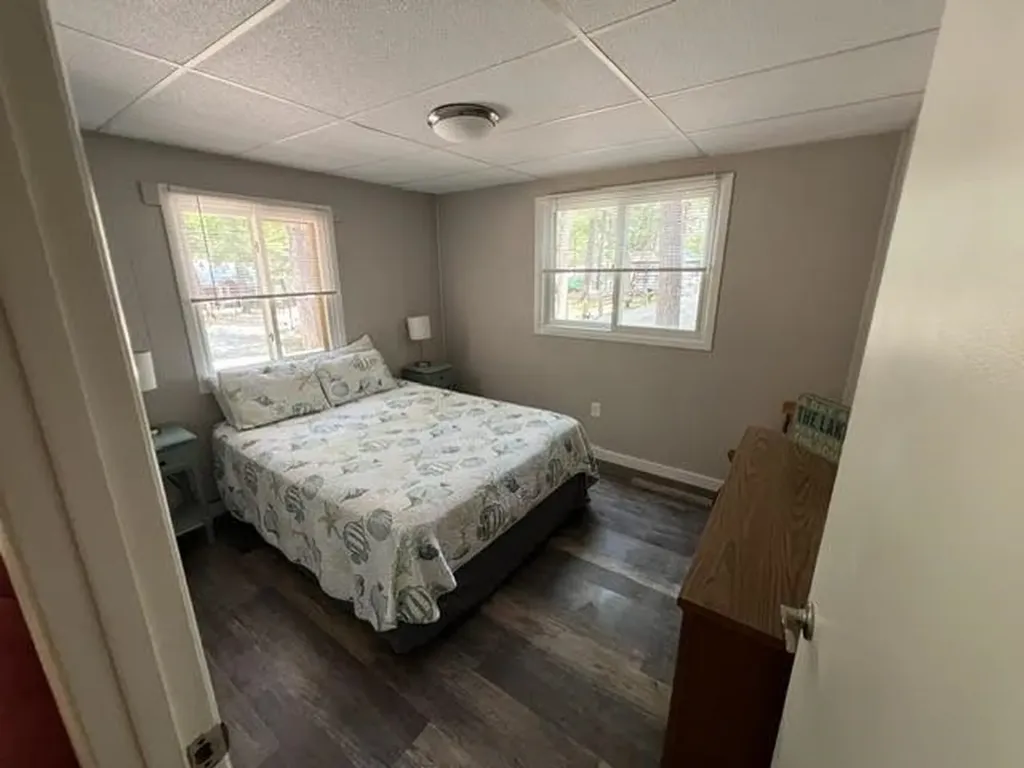 2341 Lake View Avenue East Bay Township MI 49696