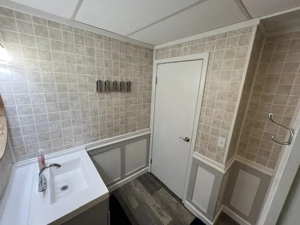 2341 Lake View Avenue East Bay Township MI 49696