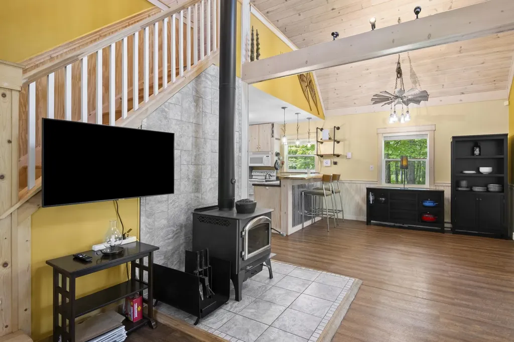5174 N Crofton Road, SW Kalkaska Township MI 49680