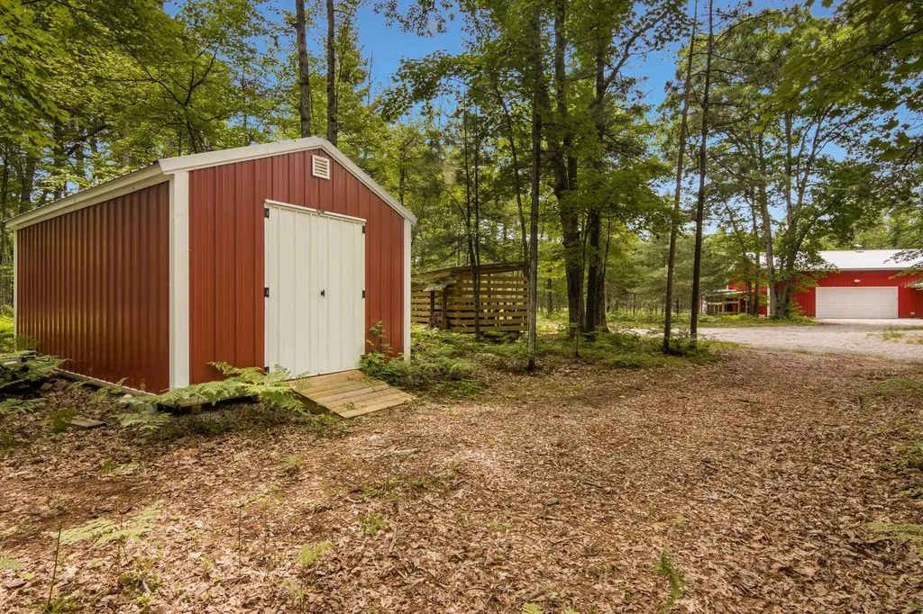 5174 N Crofton Road, SW Kalkaska Township MI 49680
