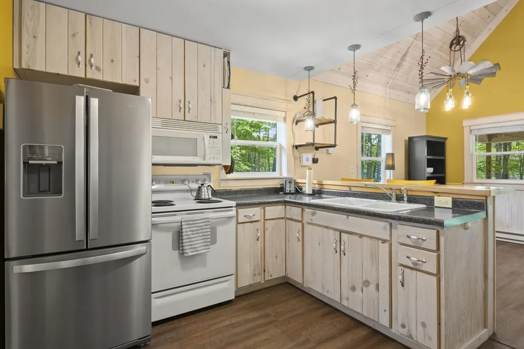 5174 N Crofton Road, SW Kalkaska Township MI 49680