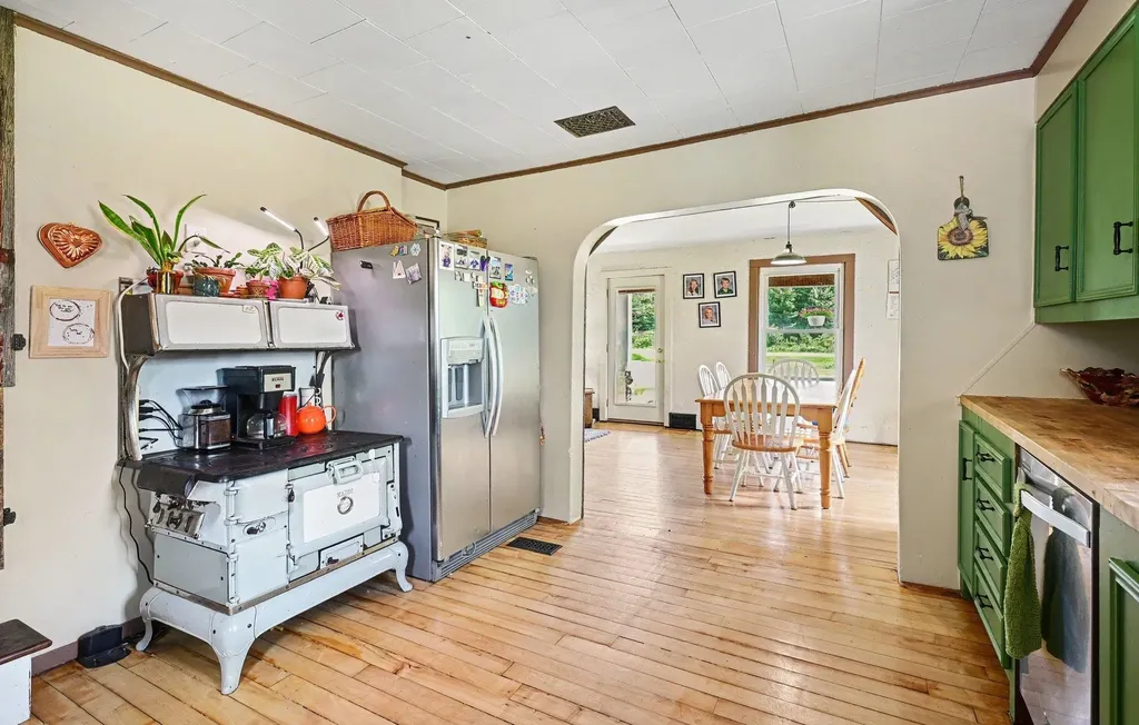 7615 Pleasant Hill Road Banks Township MI 49729
