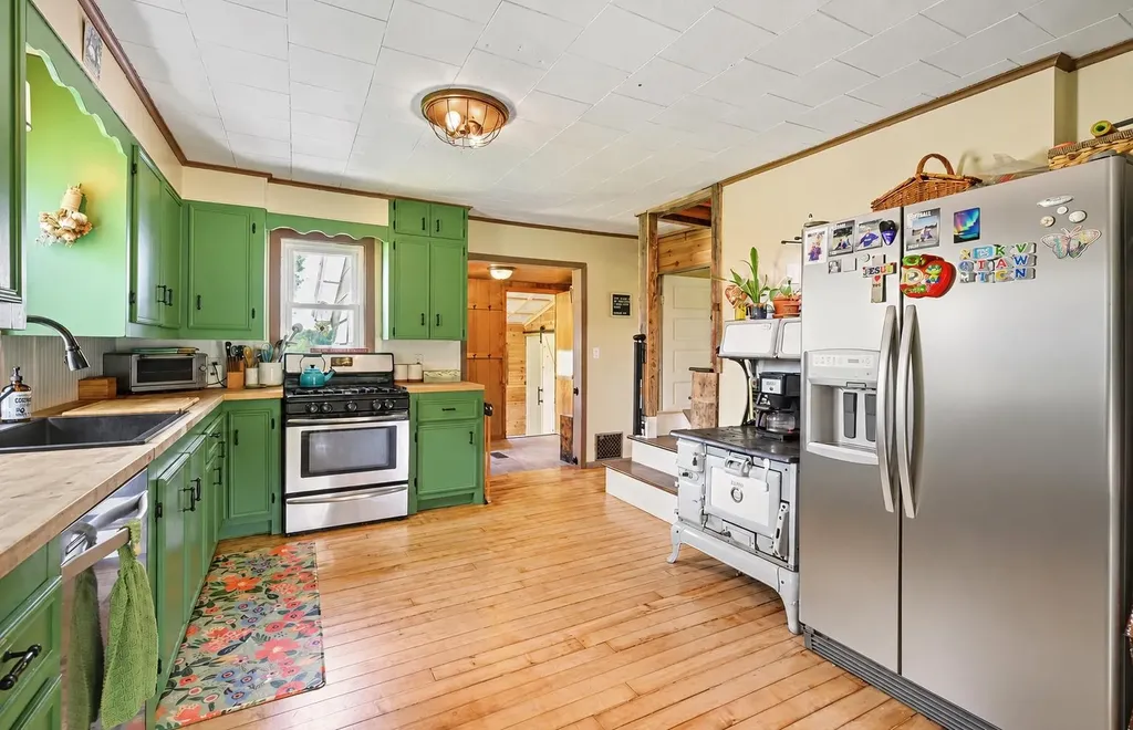 7615 Pleasant Hill Road Banks Township MI 49729