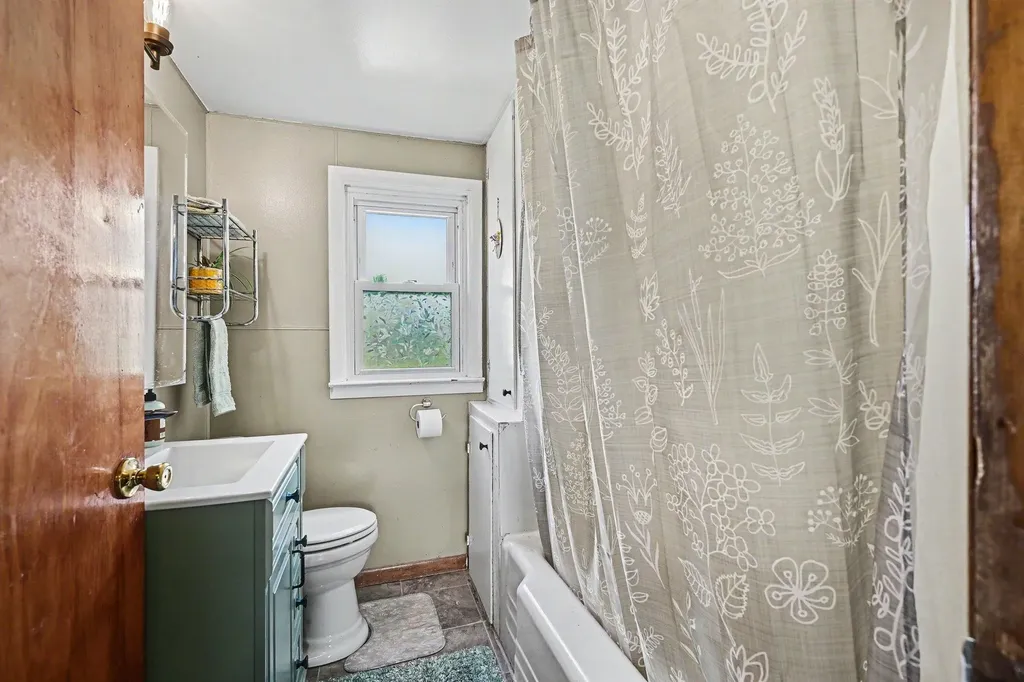 7615 Pleasant Hill Road Banks Township MI 49729
