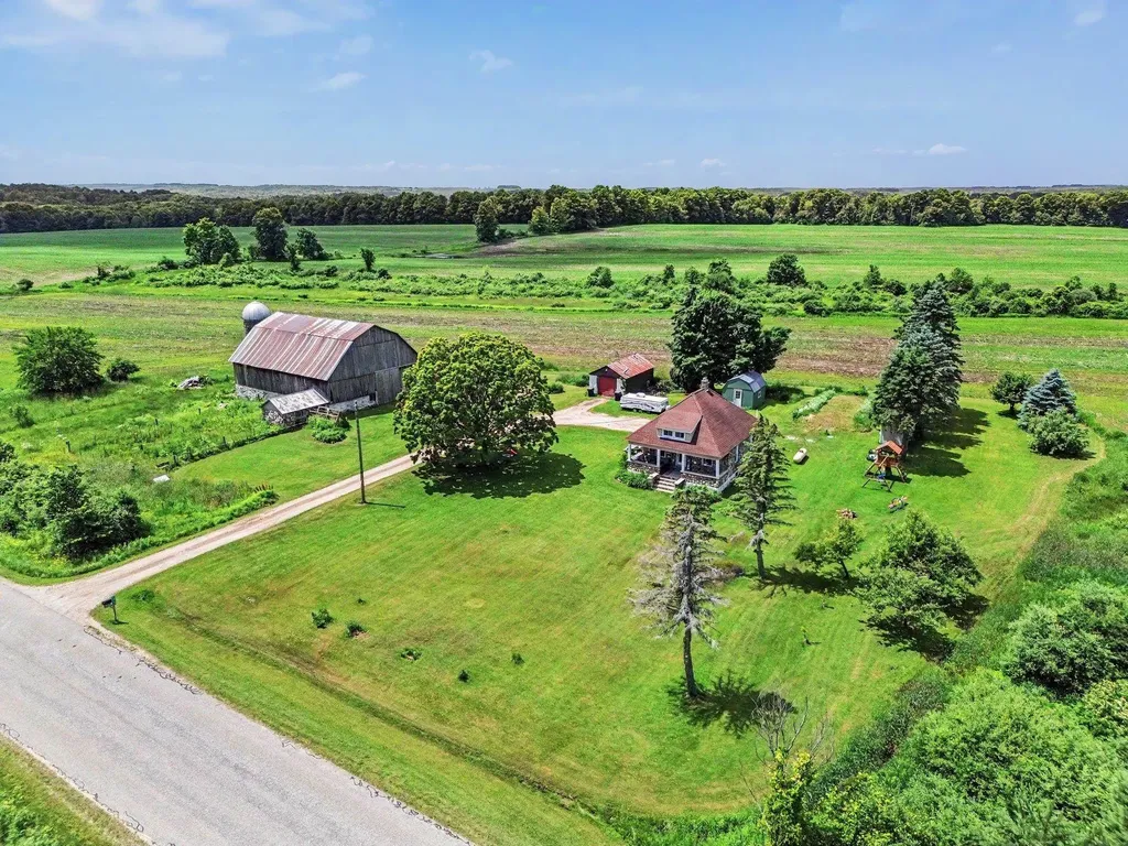 7615 Pleasant Hill Road Banks Township MI 49729