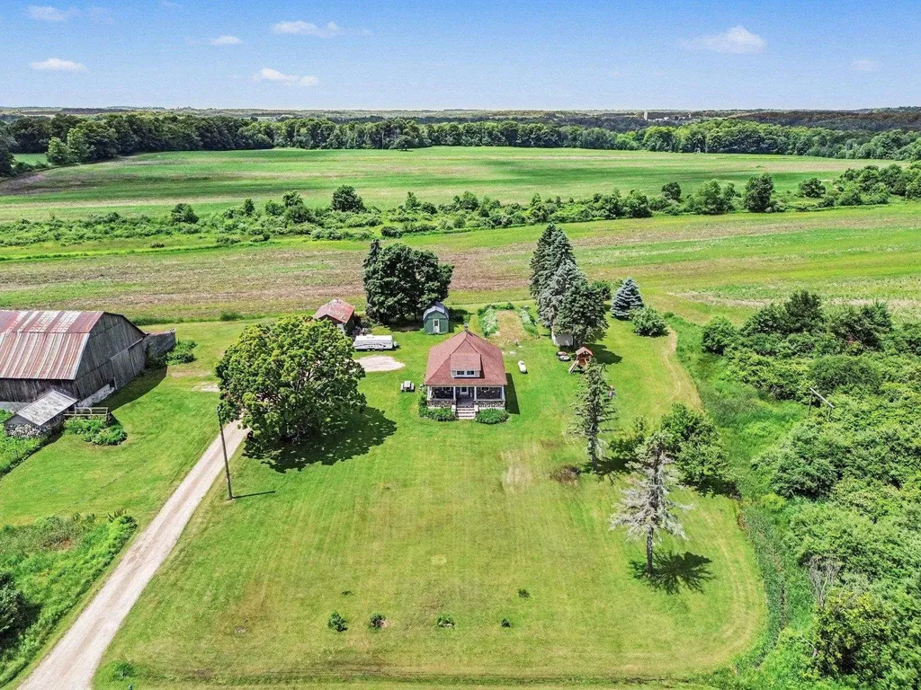 7615 Pleasant Hill Road Banks Township MI 49729