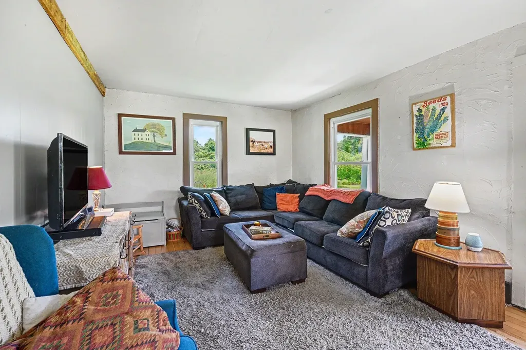 7615 Pleasant Hill Road Banks Township MI 49729