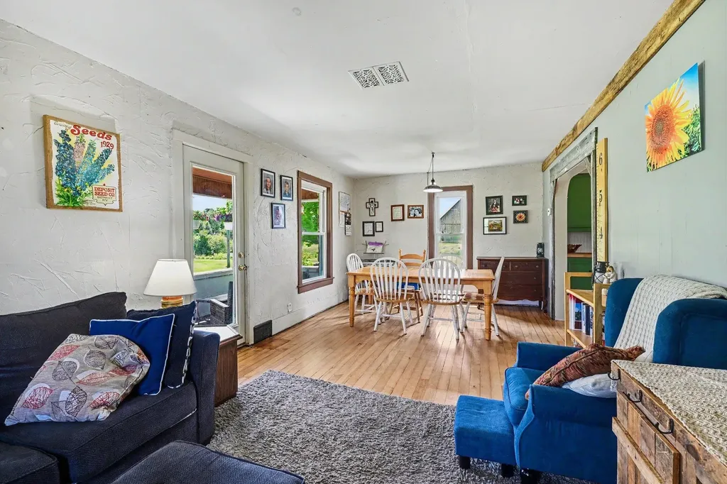 7615 Pleasant Hill Road Banks Township MI 49729