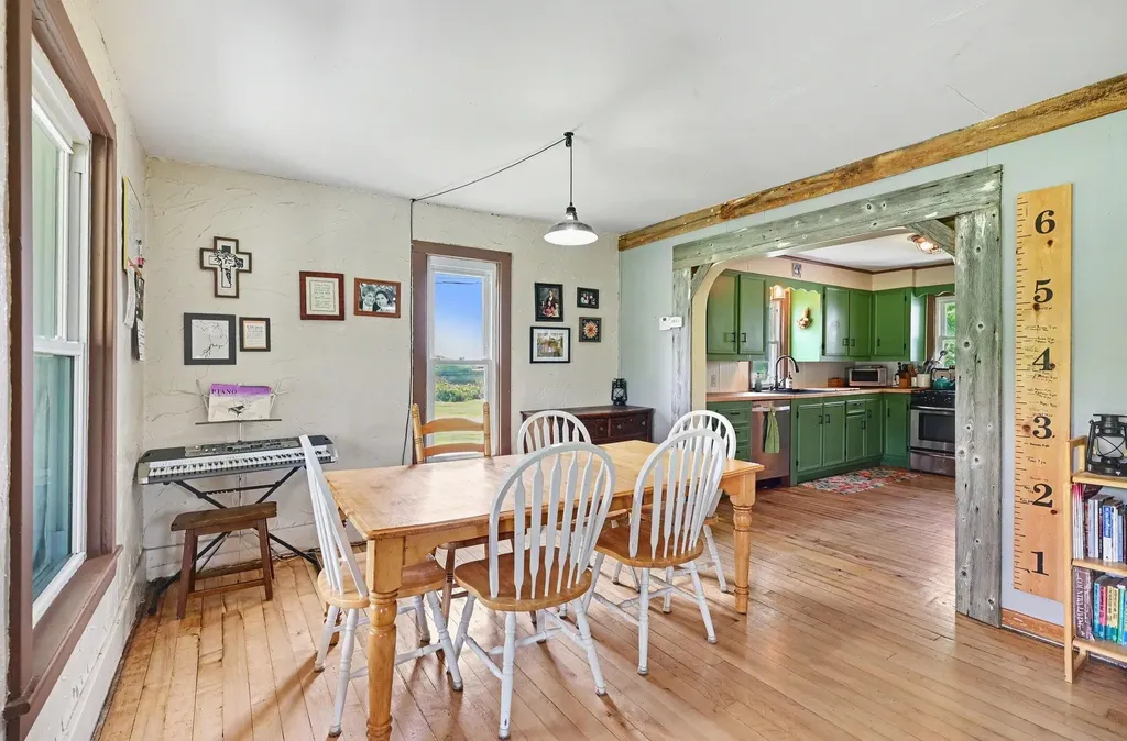 7615 Pleasant Hill Road Banks Township MI 49729