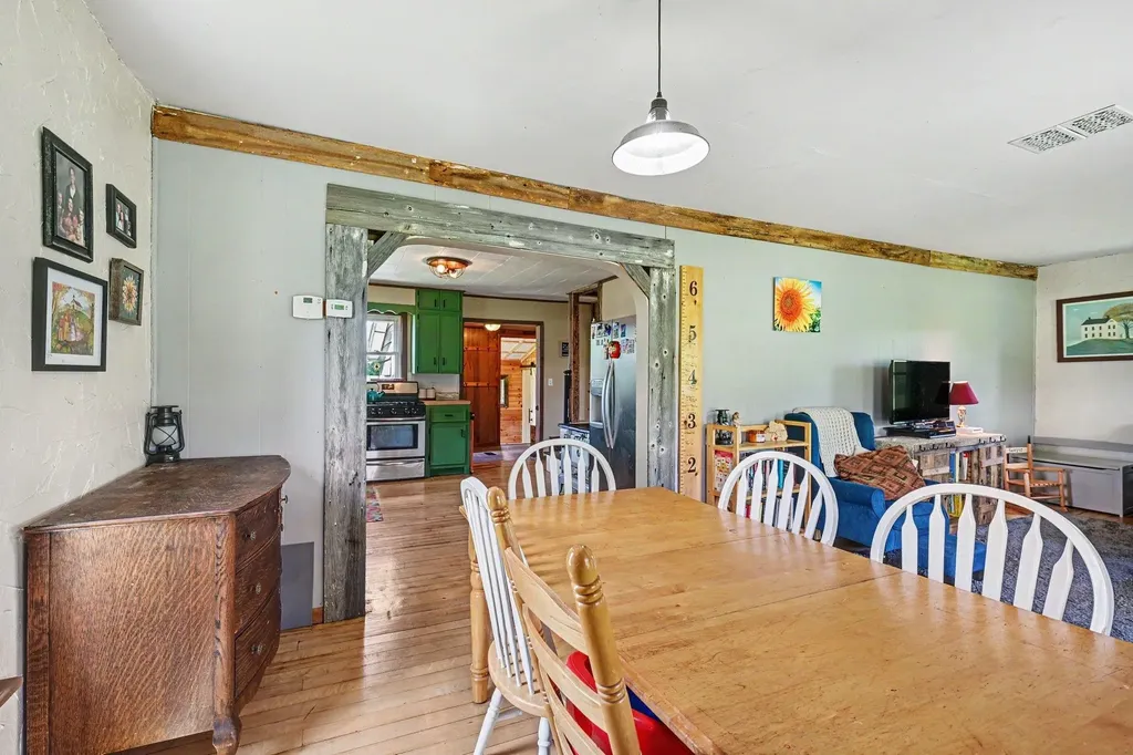 7615 Pleasant Hill Road Banks Township MI 49729