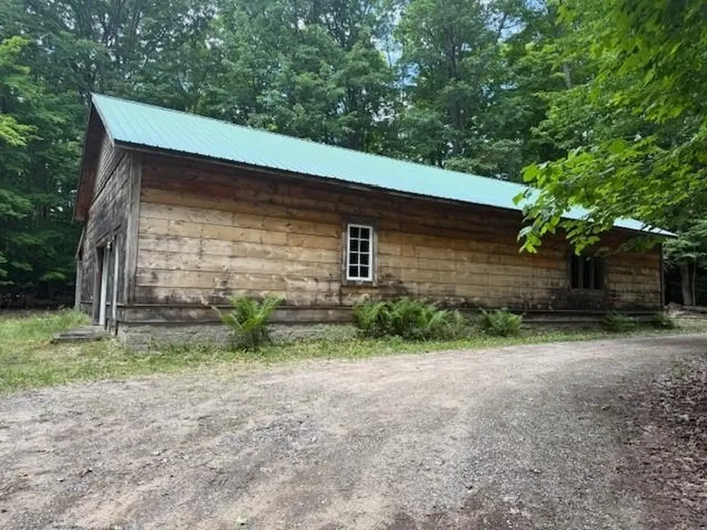 16568 Wagner Road Almira Township MI 49650