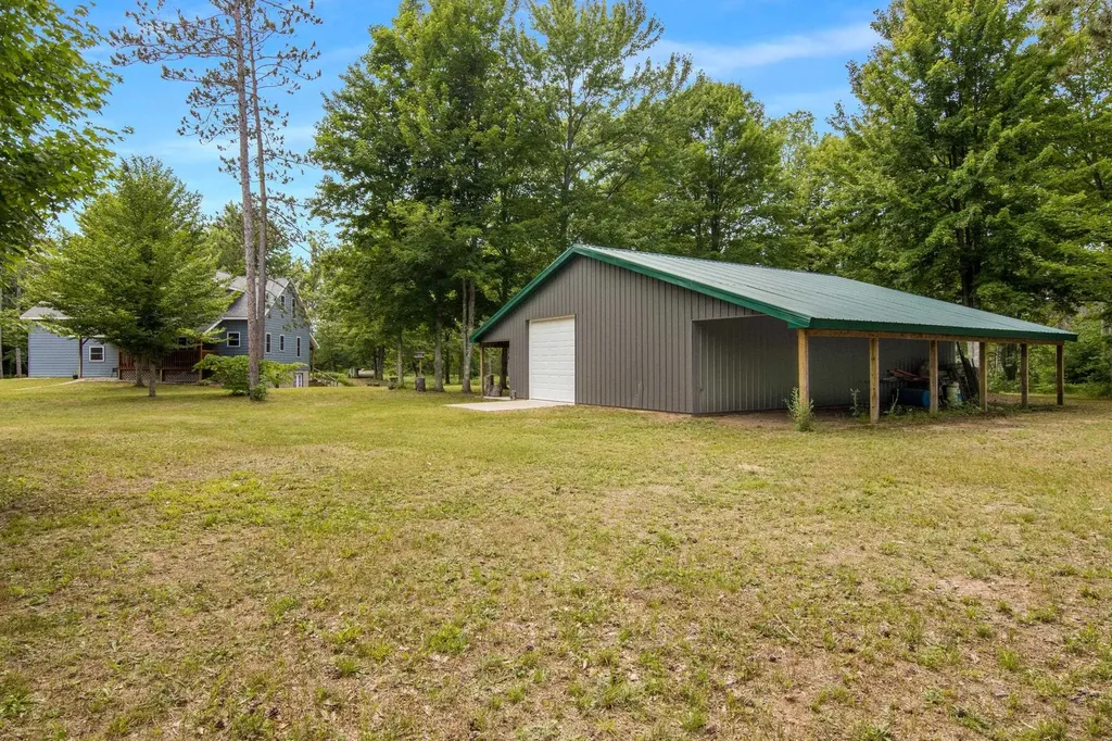16514 Vondra Springdale Township MI 49683