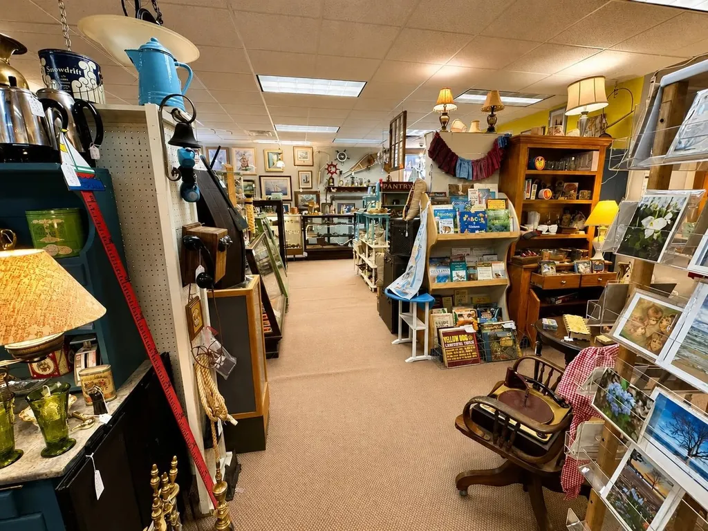 5600 Us-31 N Acme Township MI 49690