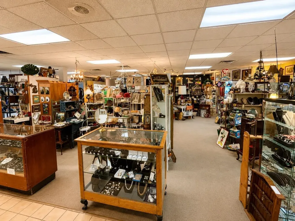5600 Us-31 N Acme Township MI 49690