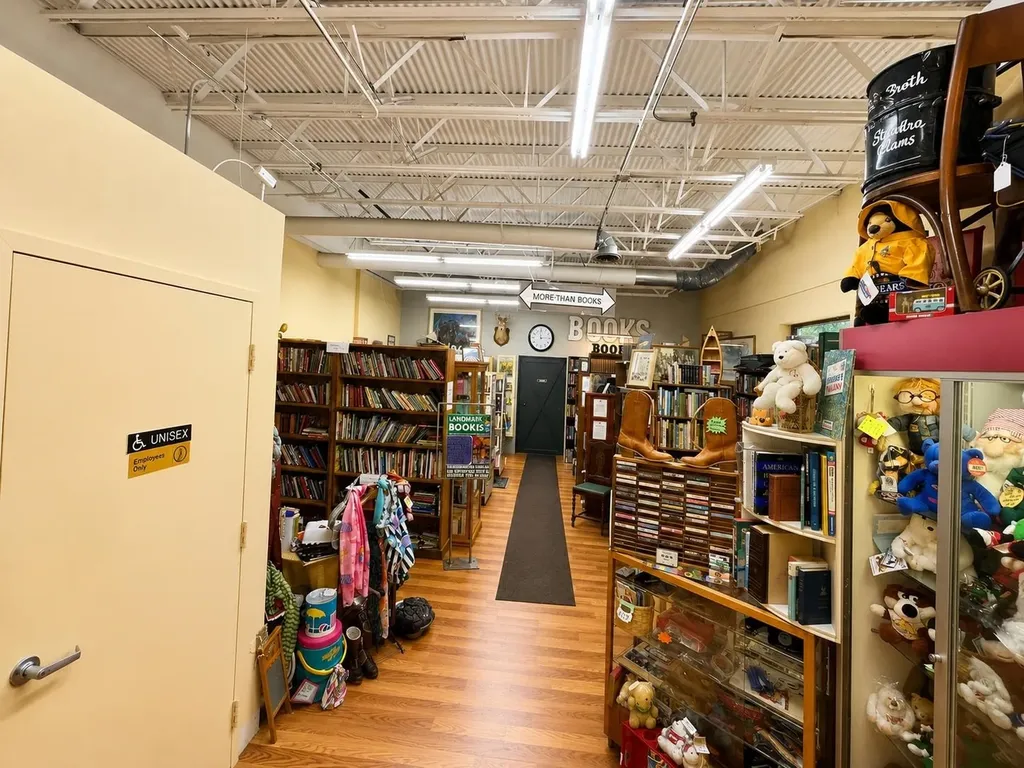 5600 Us-31 N Acme Township MI 49690