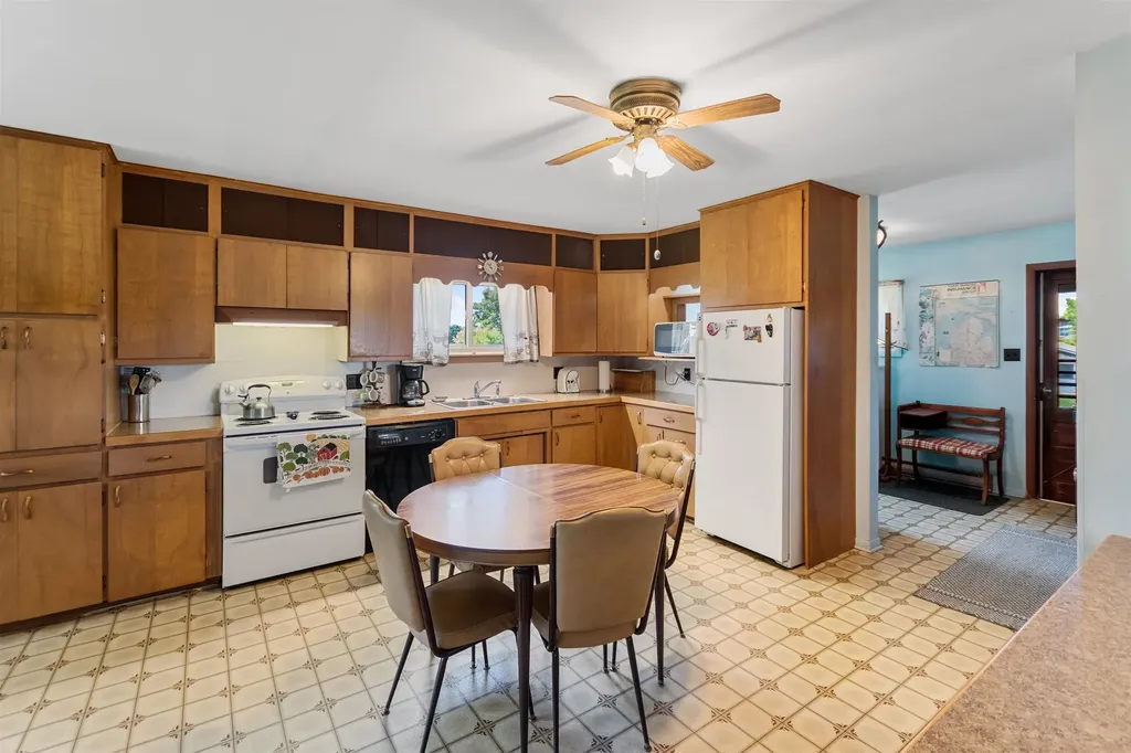 3102 S 9 Road Slagle Township MI 49638