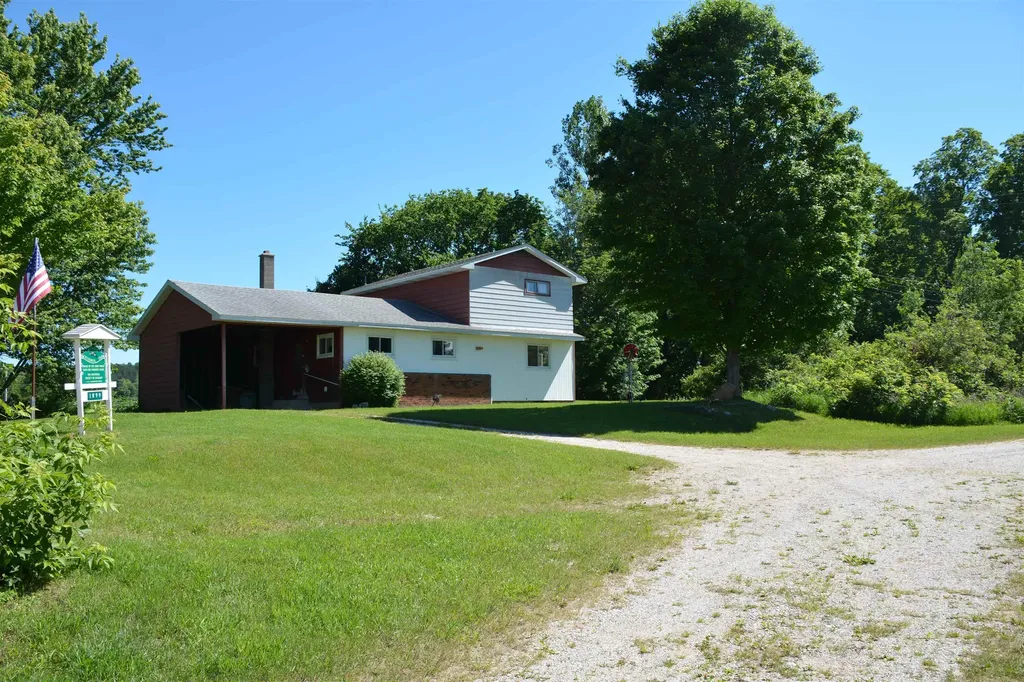3102 S 9 Road Slagle Township MI 49638