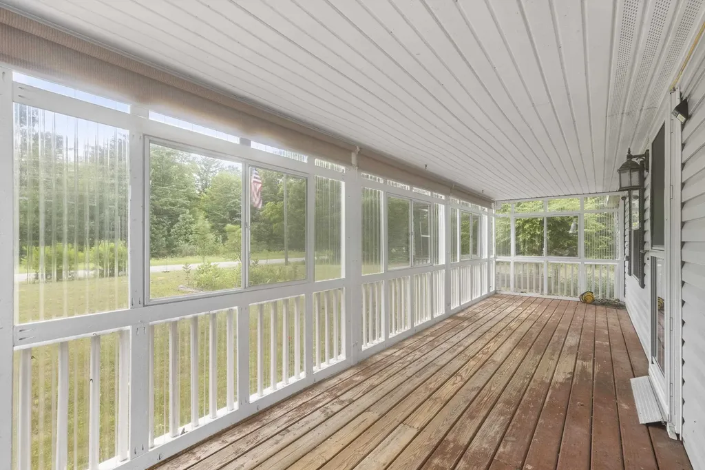 3839 Wallaker Road Joyfield Township MI 49616