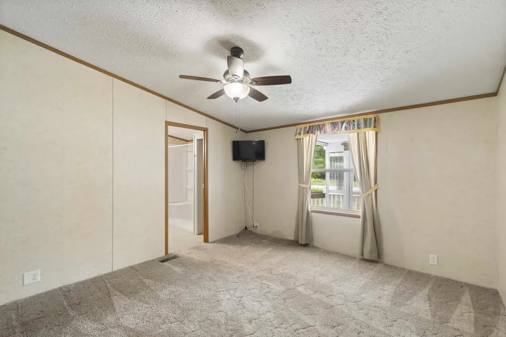 3839 Wallaker Road Joyfield Township MI 49616