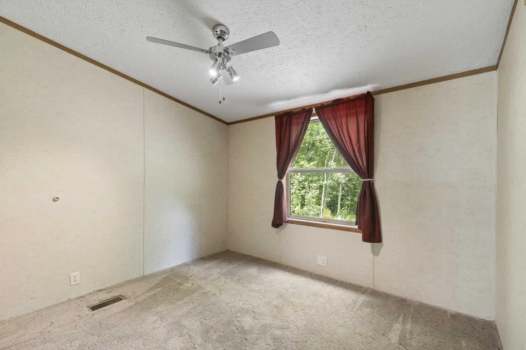 3839 Wallaker Road Joyfield Township MI 49616