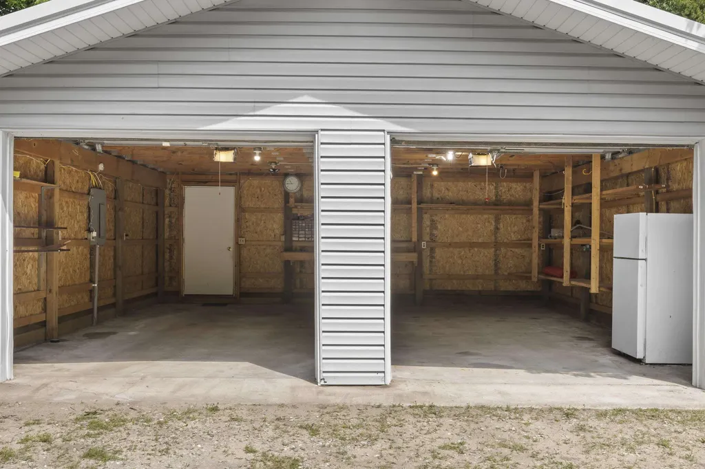 3839 Wallaker Road Joyfield Township MI 49616