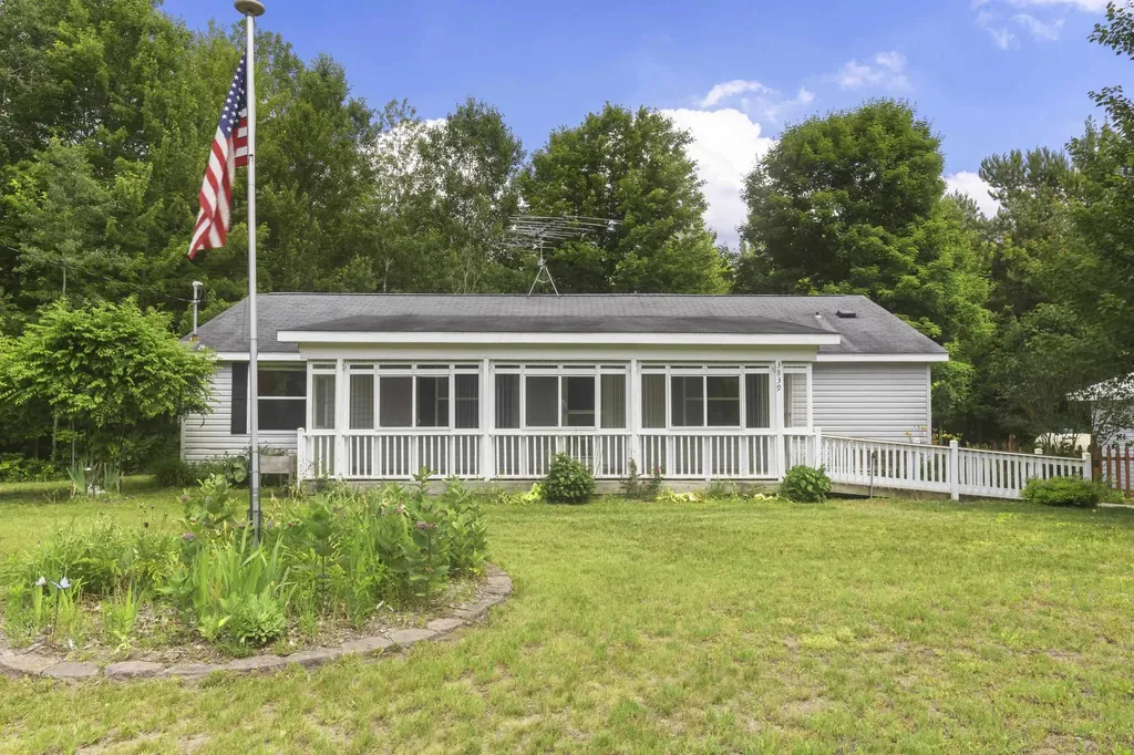 3839 Wallaker Road Joyfield Township MI 49616