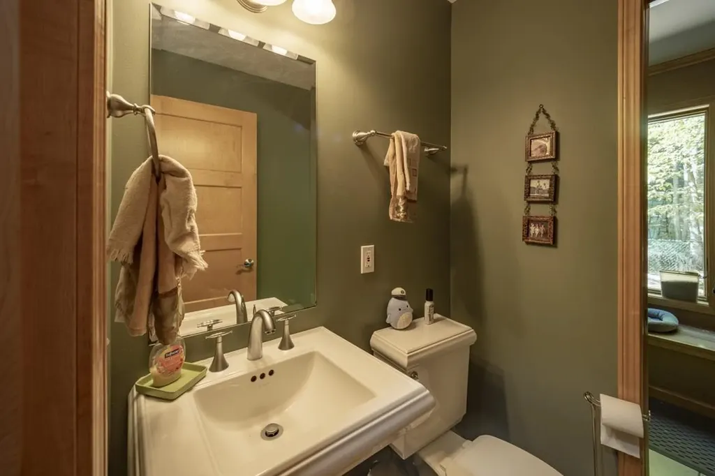 151 Dubonnet Trail Green Lake Township MI 49643