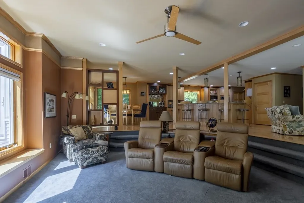 151 Dubonnet Trail Green Lake Township MI 49643