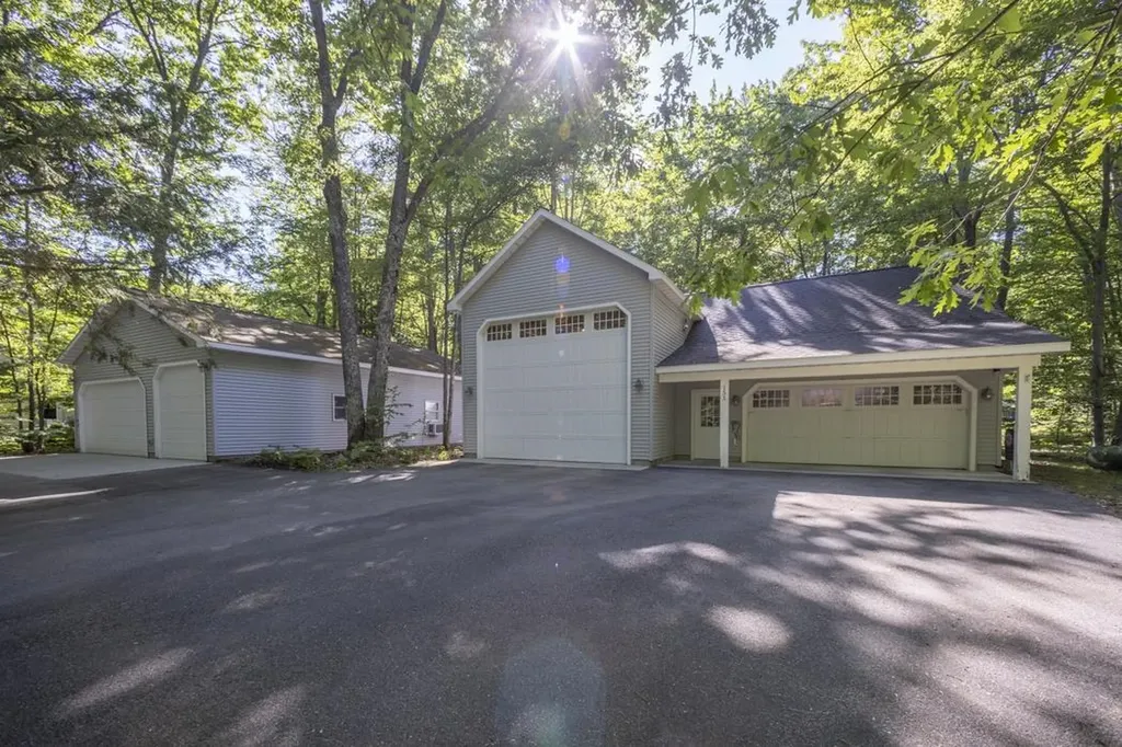 151 Dubonnet Trail Green Lake Township MI 49643