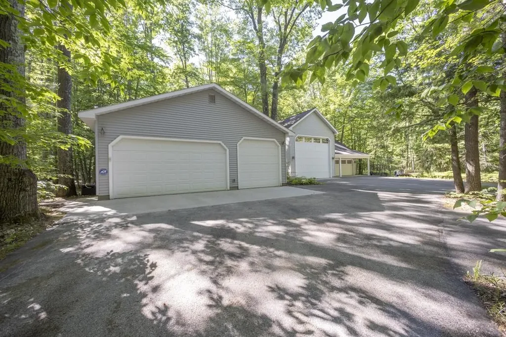 151 Dubonnet Trail Green Lake Township MI 49643