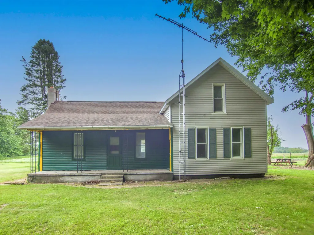 21935 Read Road Cleon Township MI 49625