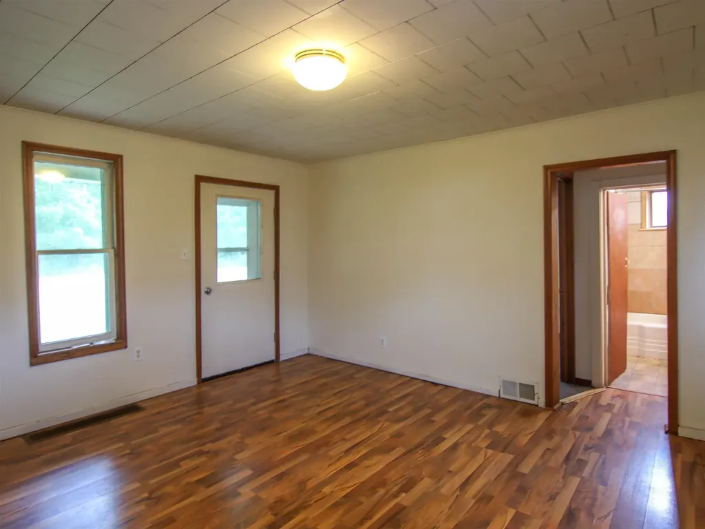 21935 Read Road Cleon Township MI 49625