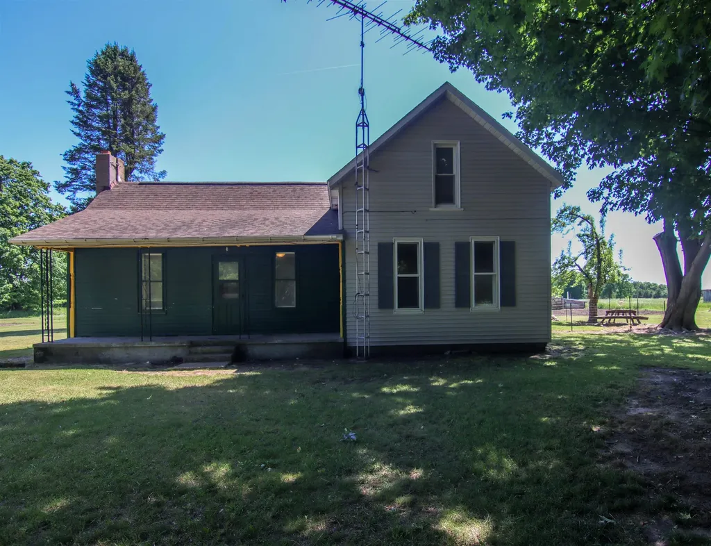 21935 Read Road Cleon Township MI 49625