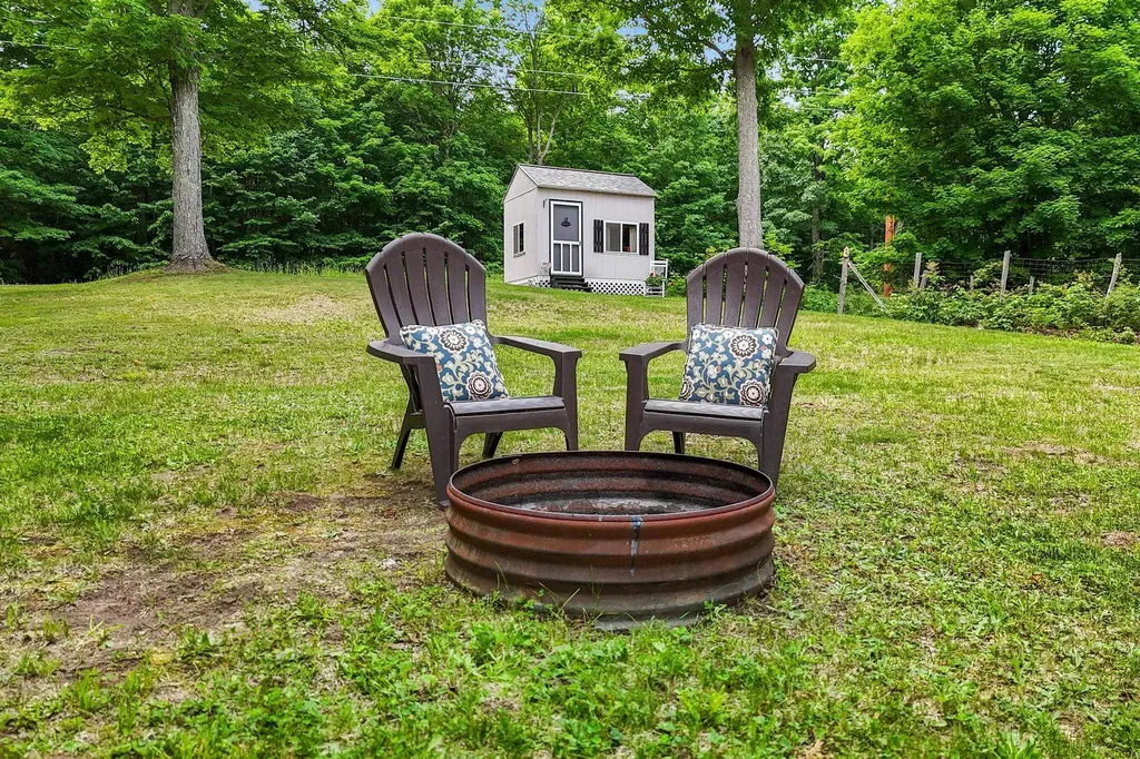 7346 Traverse Road Colfax Township MI 49683