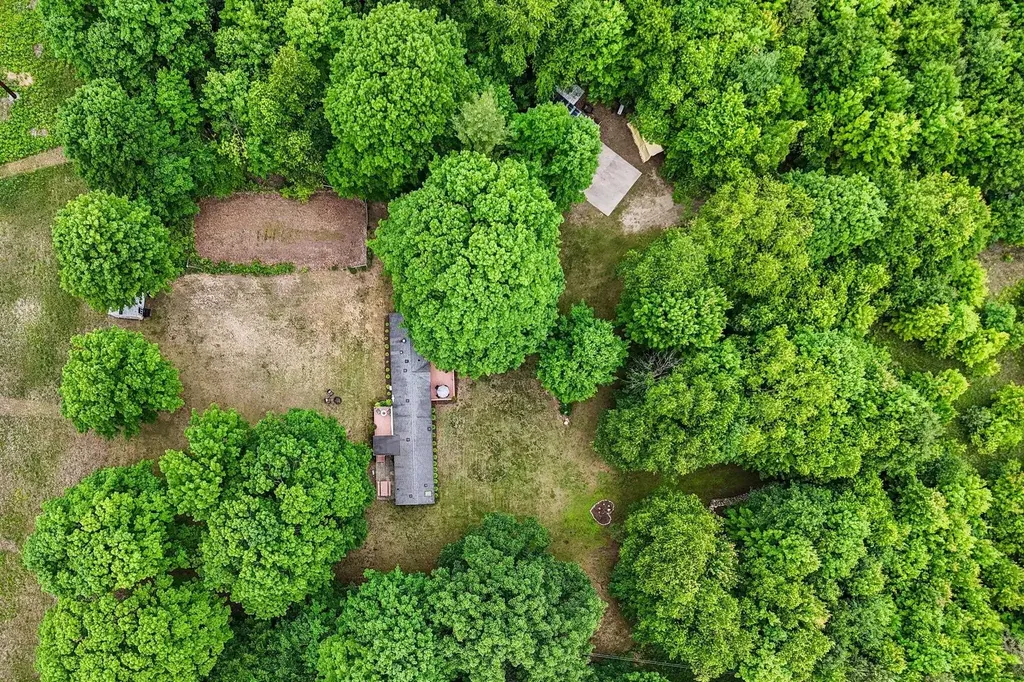 7346 Traverse Road Colfax Township MI 49683