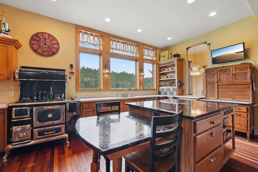 16186 N 200th Avenue Le Roy Township MI 49655
