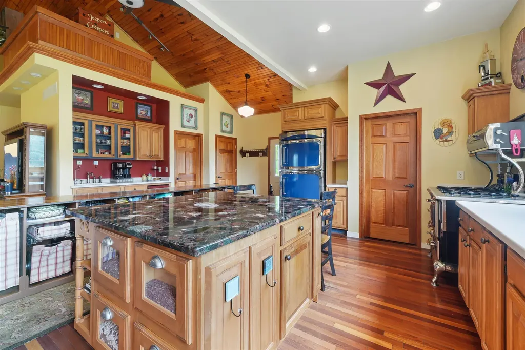 16186 N 200th Avenue Le Roy Township MI 49655