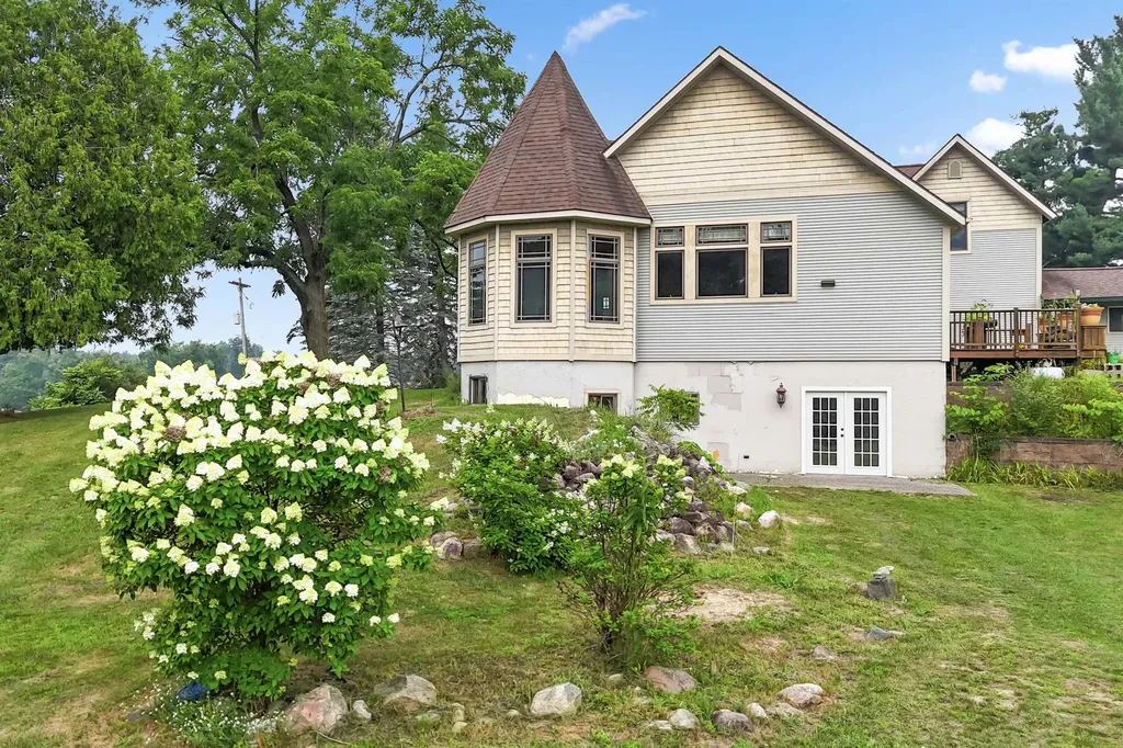 16186 N 200th Avenue Le Roy Township MI 49655