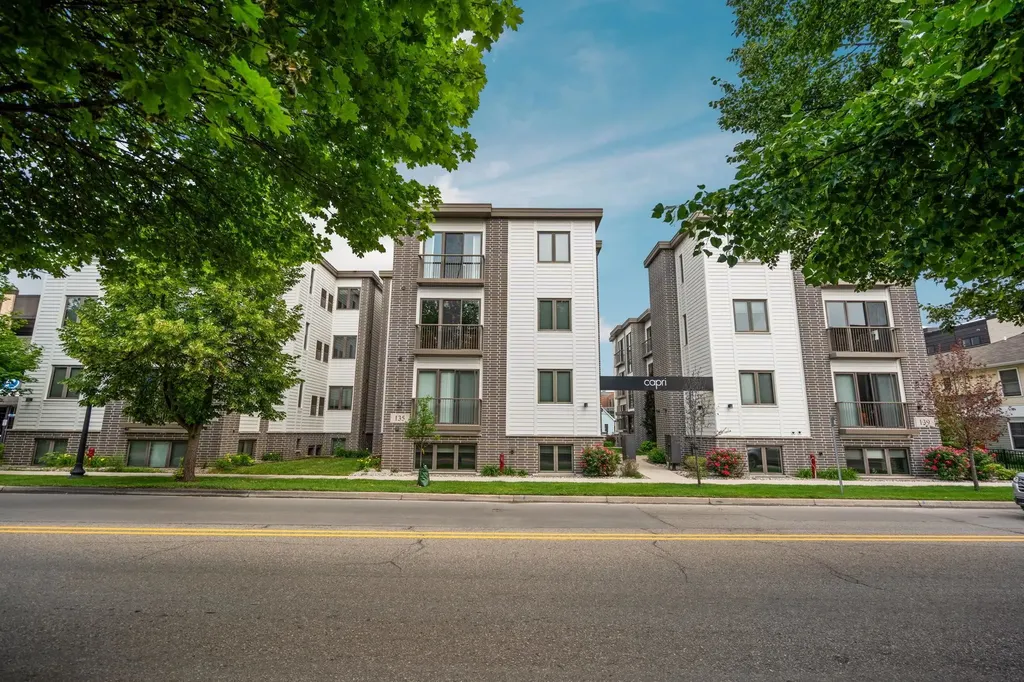 139 E Eighth Street Traverse City City MI 49684