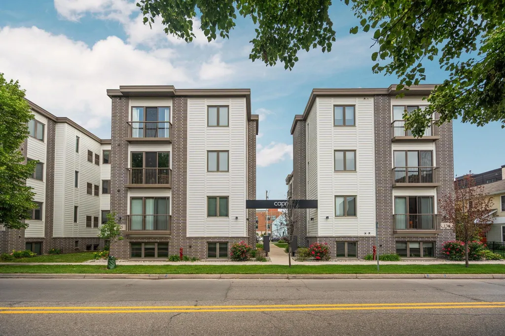 139 E Eighth Street Traverse City City MI 49684