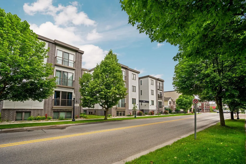 139 E Eighth Street Traverse City City MI 49684